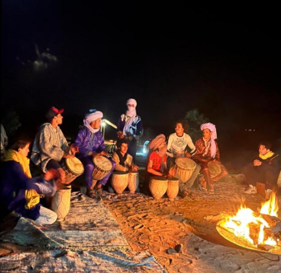 Отель Sahara Traveling Camp Мерзуга Экстерьер фото