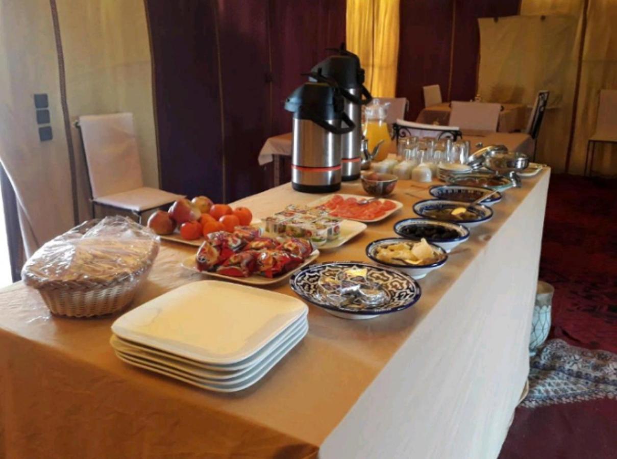 Отель Sahara Traveling Camp Мерзуга Экстерьер фото