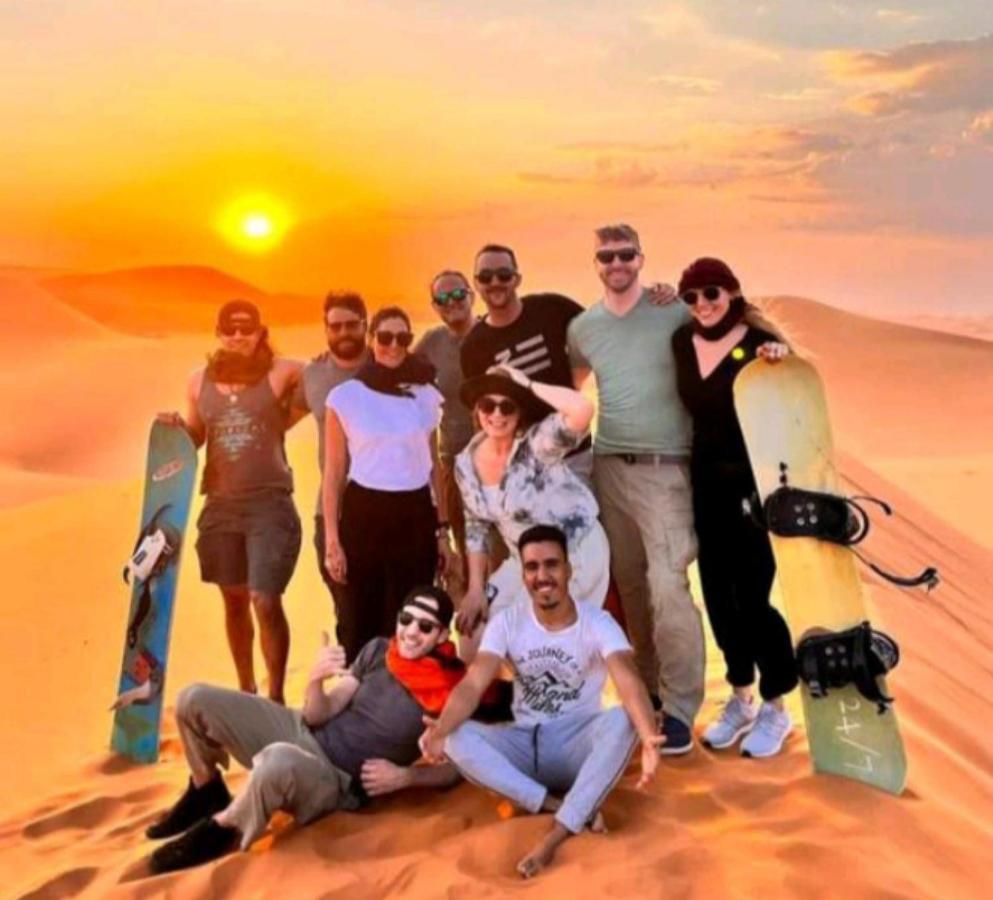 Отель Sahara Traveling Camp Мерзуга Экстерьер фото