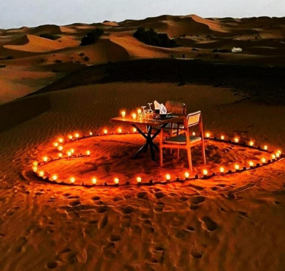 Отель Sahara Traveling Camp Мерзуга Экстерьер фото