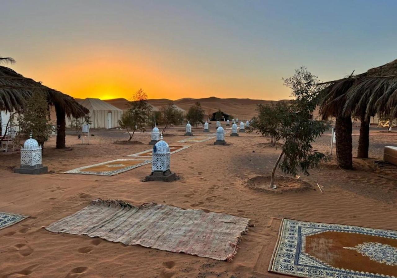Отель Sahara Traveling Camp Мерзуга Экстерьер фото