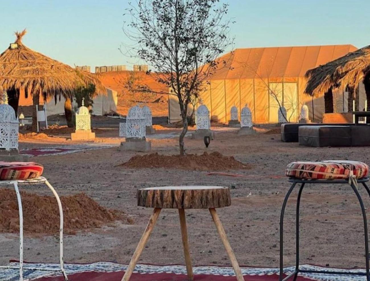 Отель Sahara Traveling Camp Мерзуга Экстерьер фото