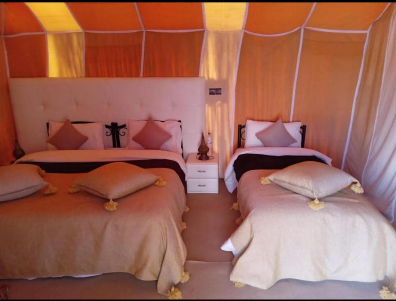 Отель Sahara Traveling Camp Мерзуга Экстерьер фото