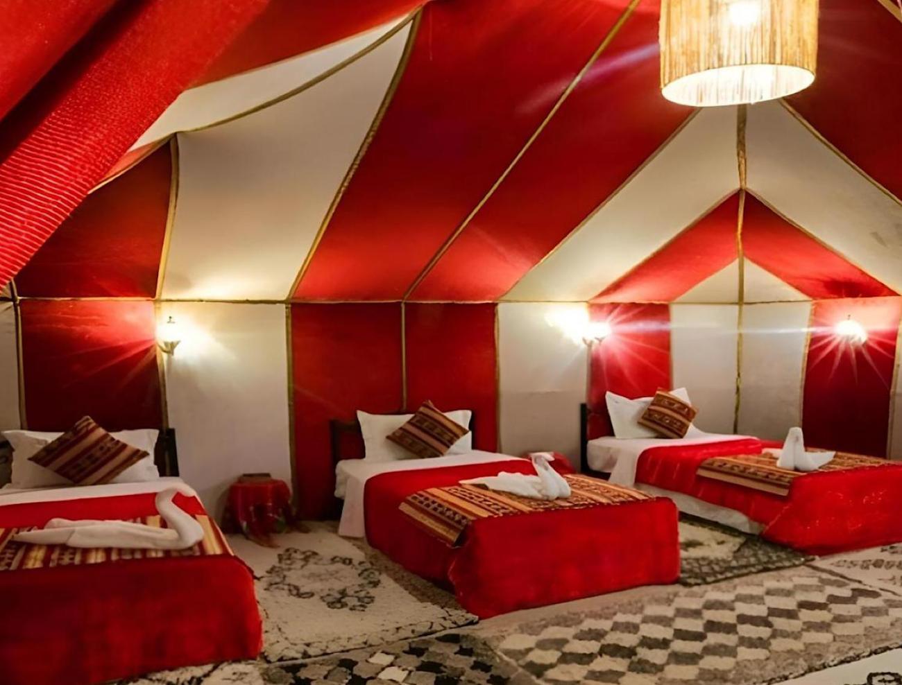 Отель Sahara Traveling Camp Мерзуга Экстерьер фото